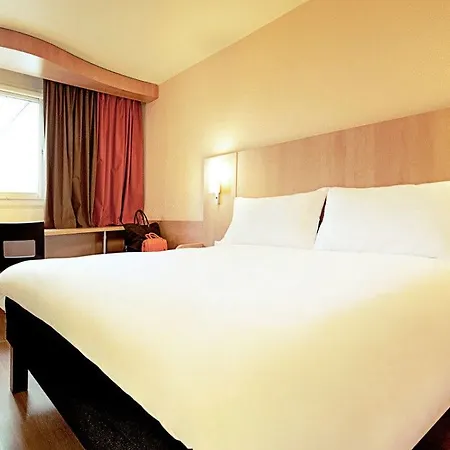 Hotel Ibis Centro Ciudad 2*