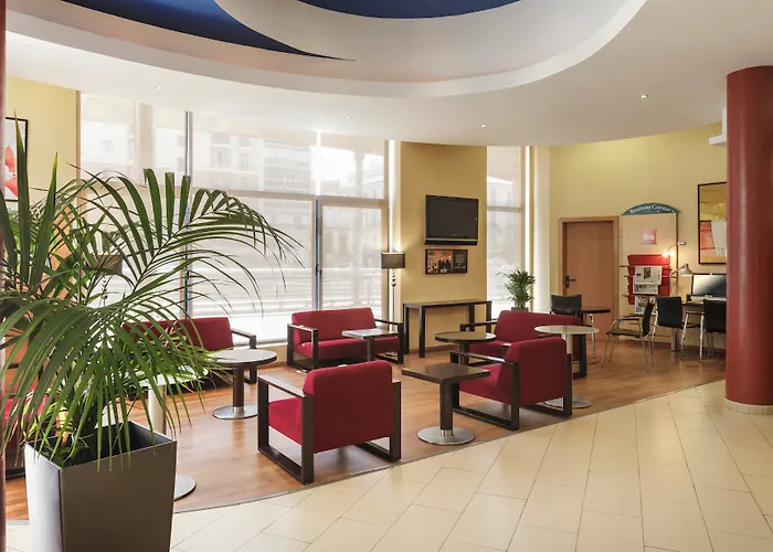 Ibis Centro Ciudad 2*