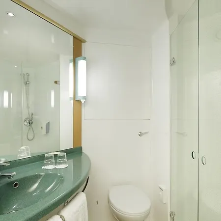 Ξενοδοχείο Ibis Centro Ciudad 2*