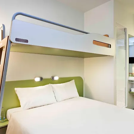 Hotel Ibis Centro Ciudad 2*