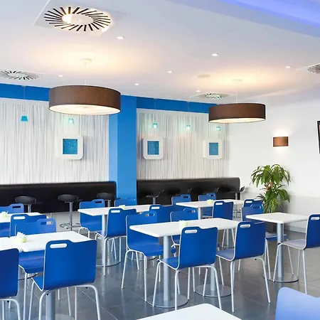 Ibis Centro Ciudad Ξενοδοχείο 2*