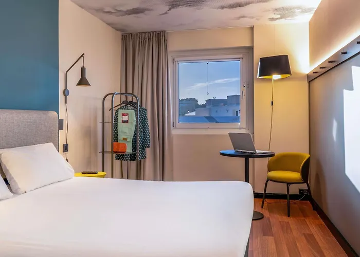 Ibis Centro Ciudad 2* Malaga