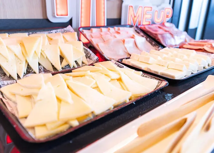 Ibis Centro Ciudad 2*