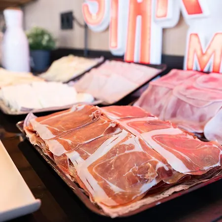 Ibis Centro Ciudad 2*