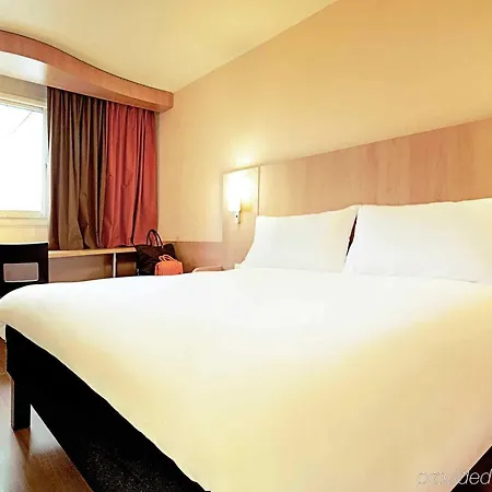 Ibis Centro Ciudad Hotel 2*